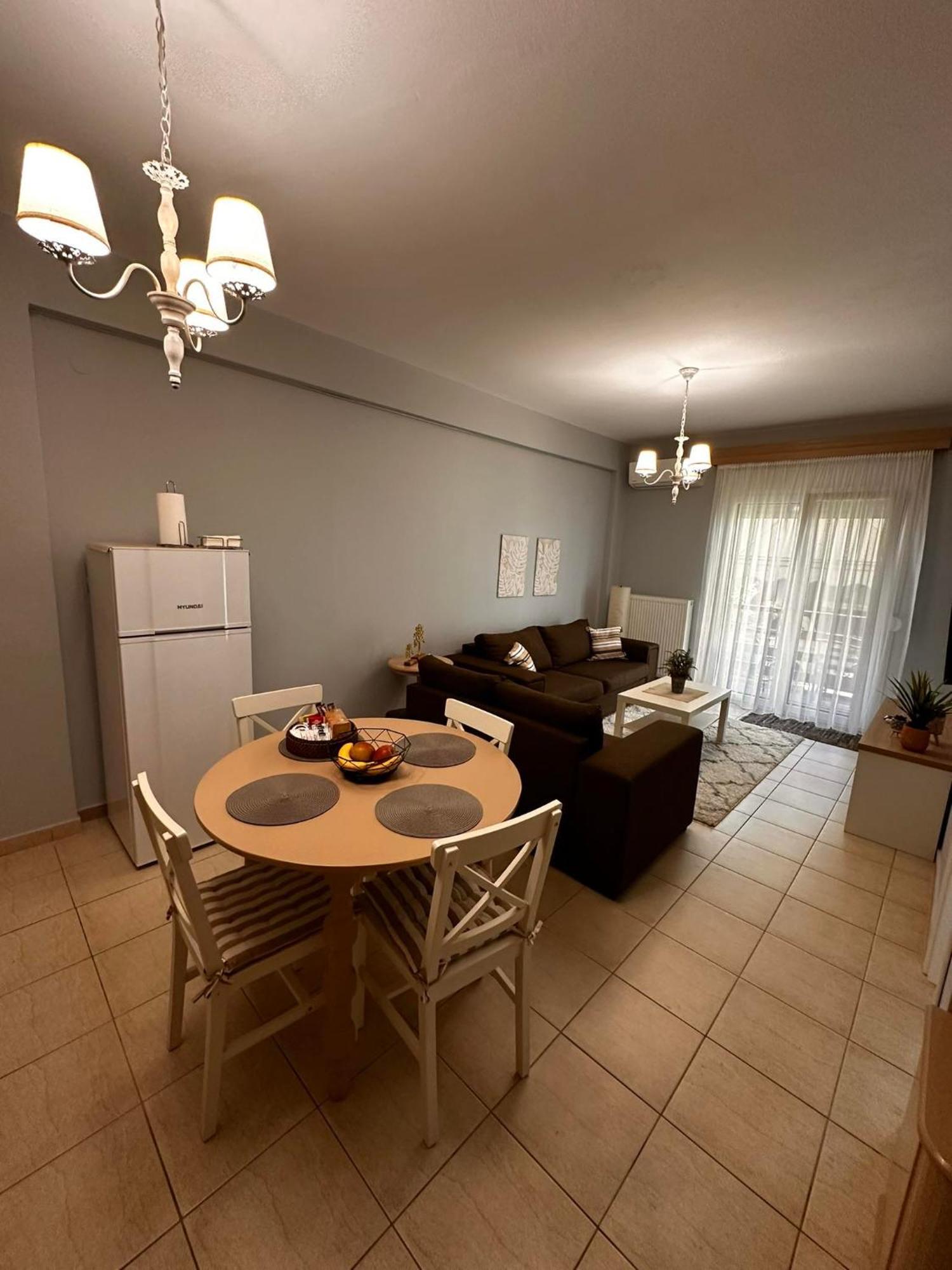 Elena'S Apartment Alexandroupoli Bagian luar foto