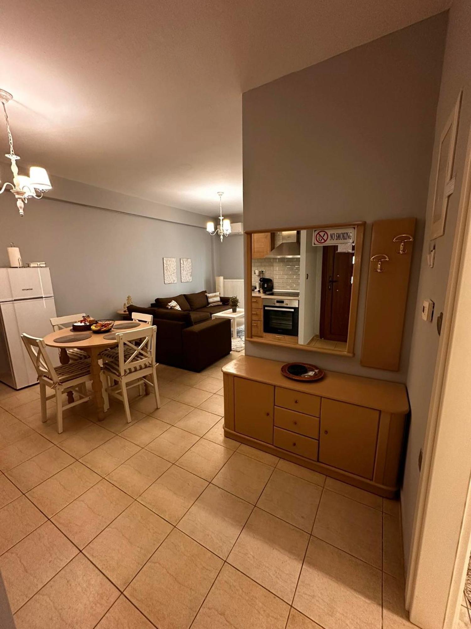 Elena'S Apartment Alexandroupoli Bagian luar foto
